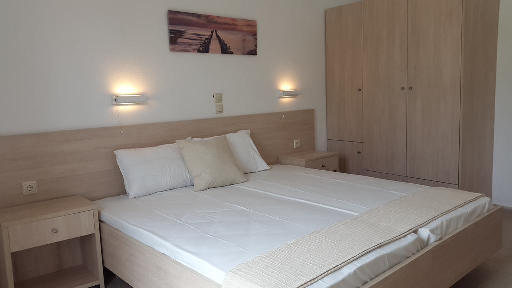 Foteinos Apartments Perivolion Екстер'єр фото