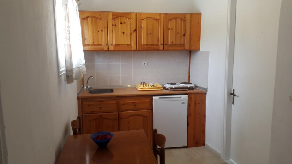 Foteinos Apartments Perivolion Екстер'єр фото