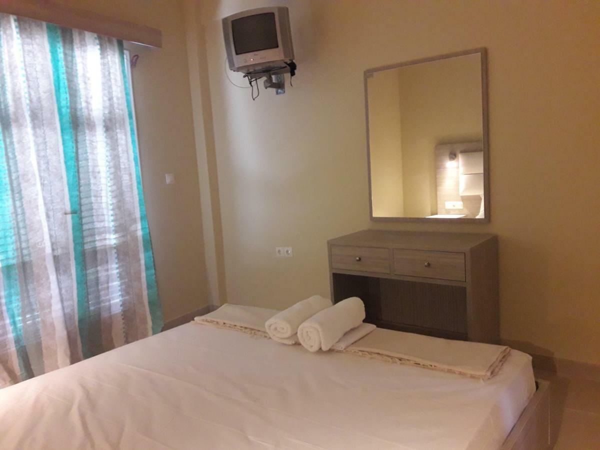 Foteinos Apartments Perivolion Екстер'єр фото